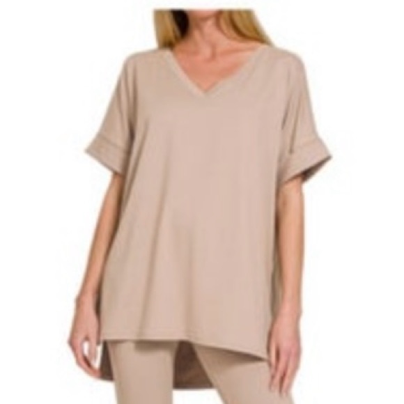 Zenana Rolled Short Sleeve V-Neck Top in Mocha Sz 1X - Picture 1 of 6